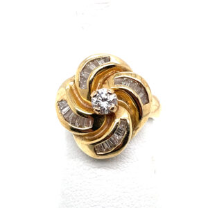 Diamond Swirl Ring in 14KYG