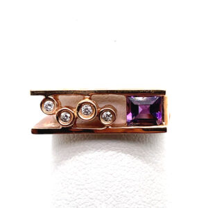 Flat-Front Amethyst and Diamond Ring in 18KRG