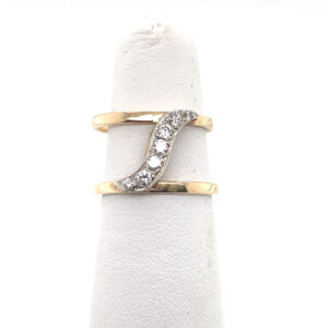 Double-Band Ring with 7 Diamonds in 14KYG